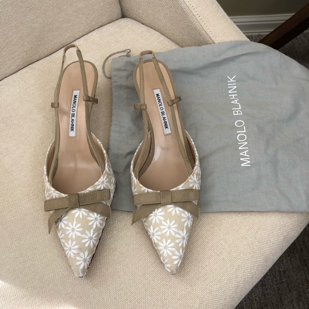 Manolo Blahnik kitten heels